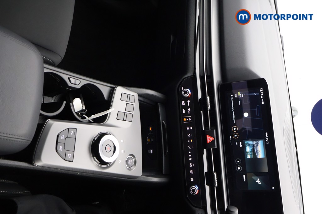 KIA Sportage Pure Automatic Petrol-Electric Hybrid SUV - Stock Number (1602012) - 17th supplementary image