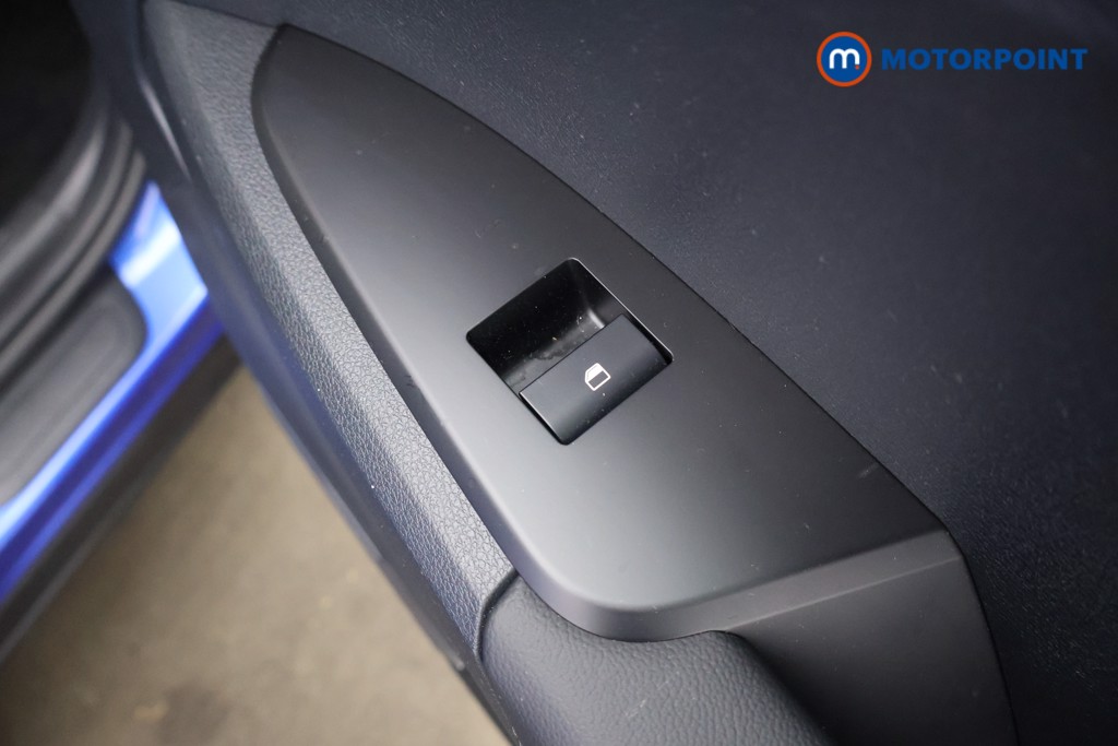 KIA Sportage Pure Automatic Petrol-Electric Hybrid SUV - Stock Number (1602012) - 23rd supplementary image