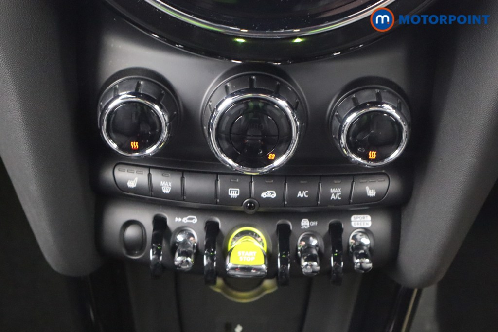 Mini Hatchback Cooper S Level 2 Automatic Electric Hatchback - Stock Number (1602789) - 7th supplementary image