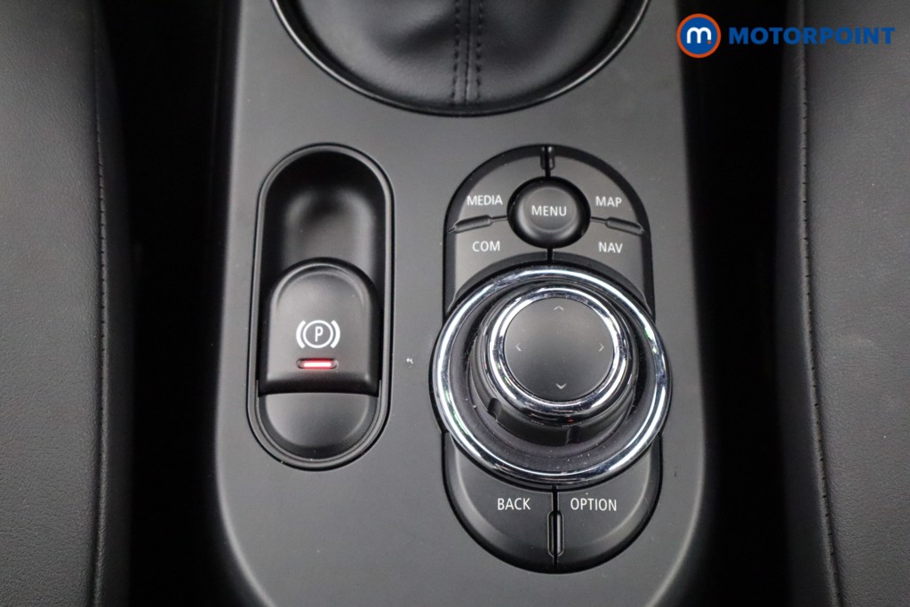 Mini Hatchback Cooper S Level 2 Automatic Electric Hatchback - Stock Number (1602789) - 9th supplementary image