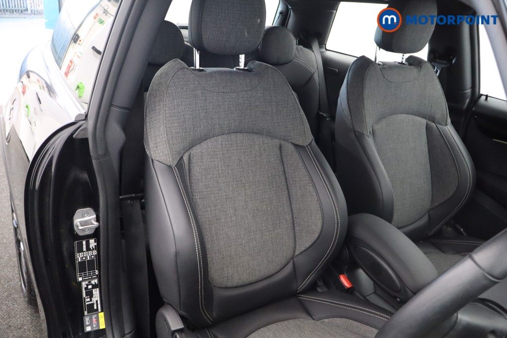 Mini Hatchback Cooper S Level 2 Automatic Electric Hatchback - Stock Number (1602789) - 16th supplementary image