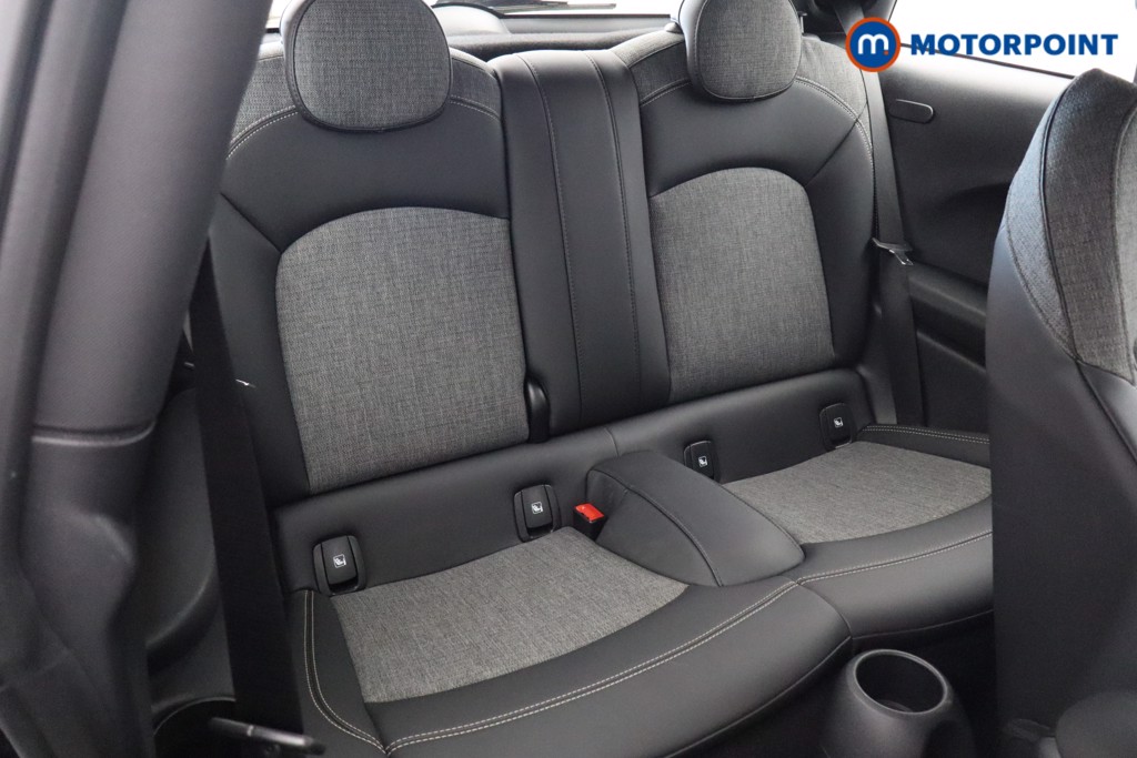 Mini Hatchback Cooper S Level 2 Automatic Electric Hatchback - Stock Number (1602789) - 17th supplementary image