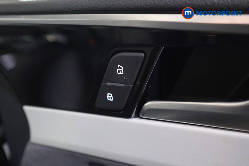 Audi A4 S Line Automatic Petrol Saloon - Stock Number (1602864) - 13th supplementary image