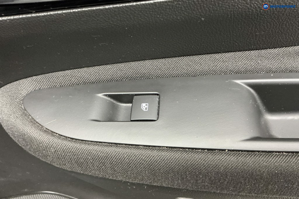 Vauxhall Mokka X Design Nav Automatic Petrol SUV - Stock Number (1603217) - 25th supplementary image