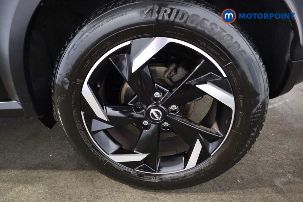 Nissan Juke N-Connecta Automatic Petrol SUV - Stock Number (1603400) - 20th supplementary image