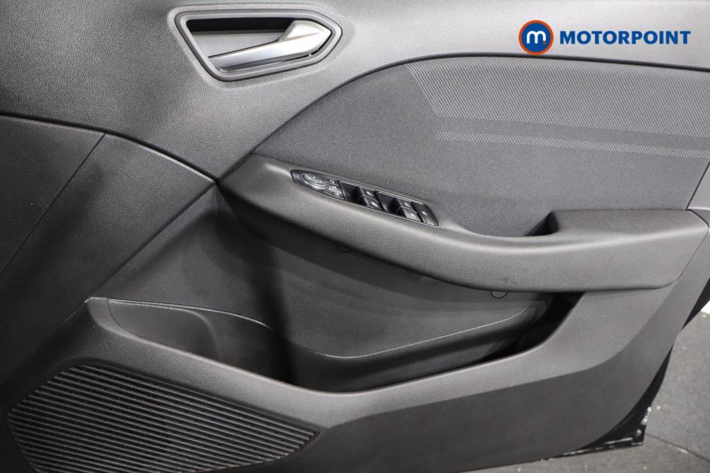 Renault Clio Esprit Alpine Manual Petrol Hatchback - Stock Number (1603932) - 10th supplementary image