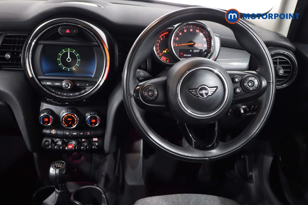 Mini Hatchback Cooper Manual Petrol Hatchback - Stock Number (1604055) - 3rd supplementary image