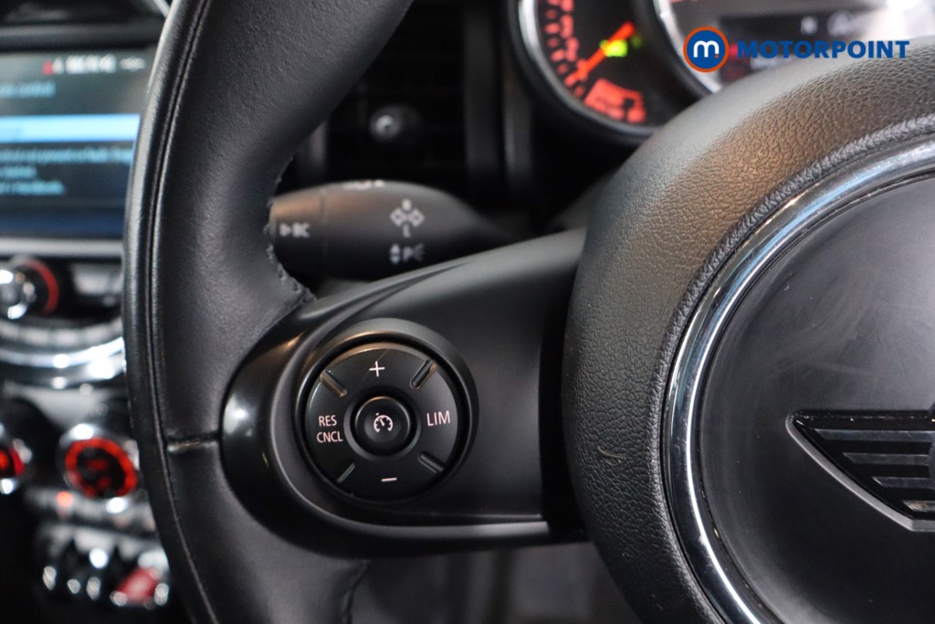 Mini Hatchback Cooper Manual Petrol Hatchback - Stock Number (1604055) - 7th supplementary image