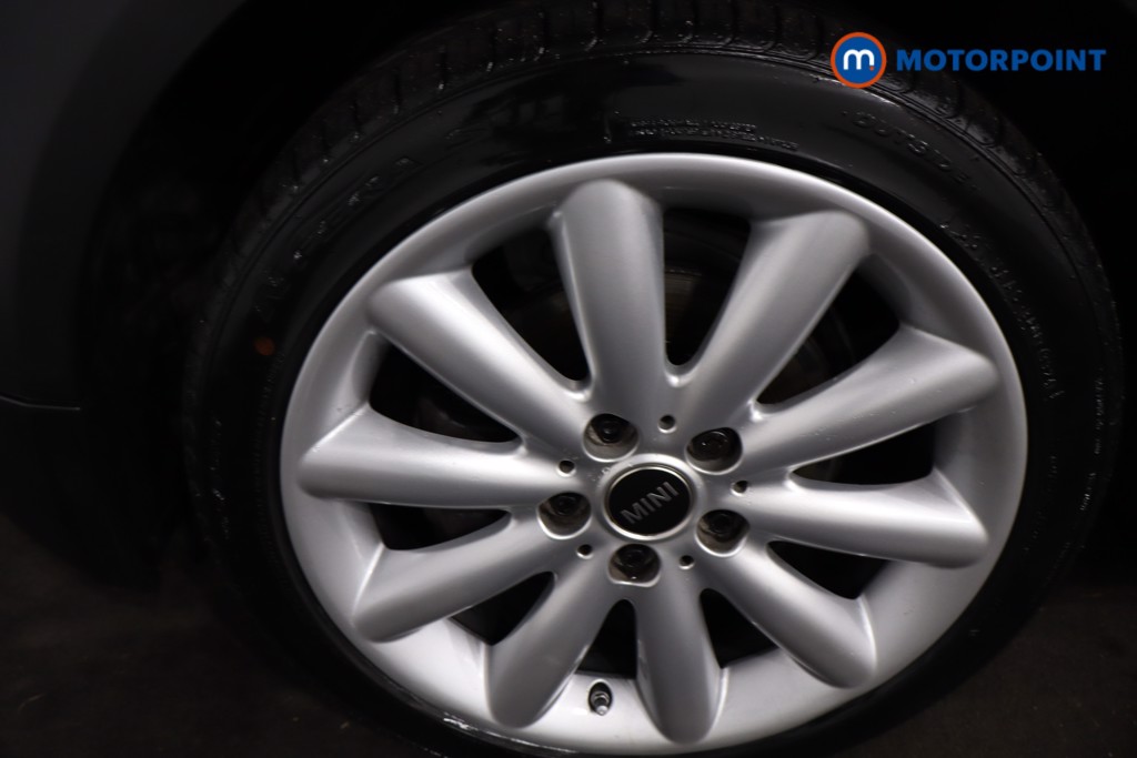 Mini Hatchback Cooper Manual Petrol Hatchback - Stock Number (1604055) - 11th supplementary image