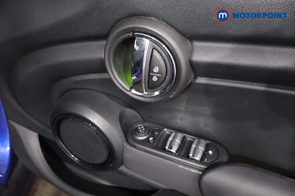Mini Hatchback Cooper Manual Petrol Hatchback - Stock Number (1604055) - 25th supplementary image