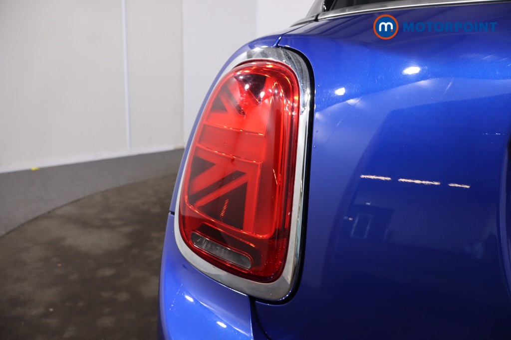 Mini Hatchback Cooper Manual Petrol Hatchback - Stock Number (1604055) - 35th supplementary image