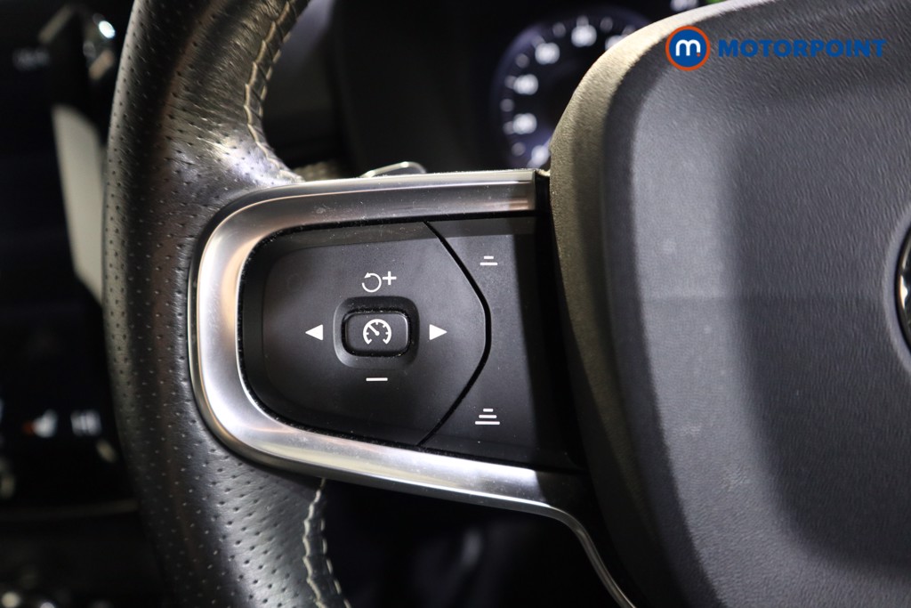 Volvo Xc40 R Design Automatic Diesel SUV - Stock Number (1604174) - 3rd supplementary image