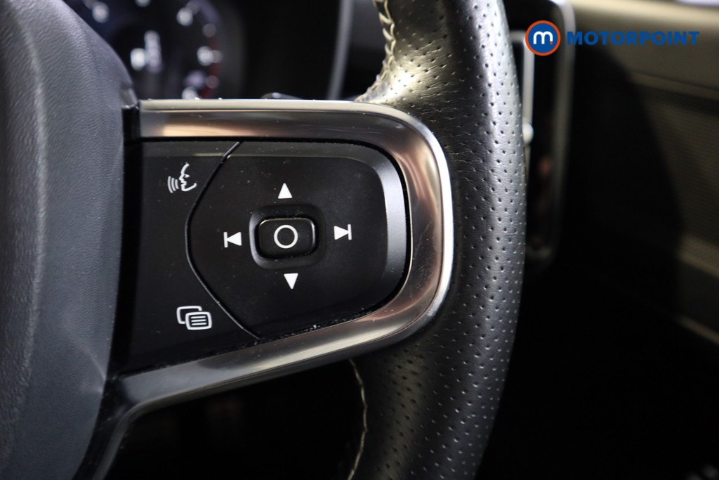 Volvo Xc40 R Design Automatic Diesel SUV - Stock Number (1604174) - 4th supplementary image