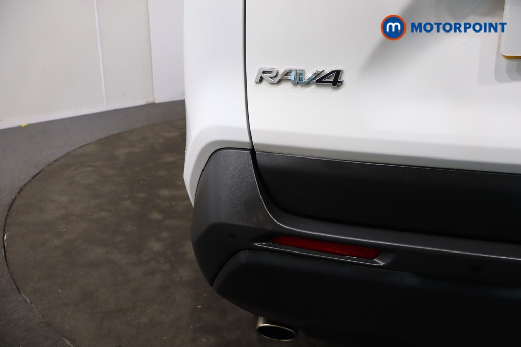 Toyota Rav4 Design Automatic Petrol-Electric Hybrid SUV - Stock Number (1604578) - 40th supplementary image