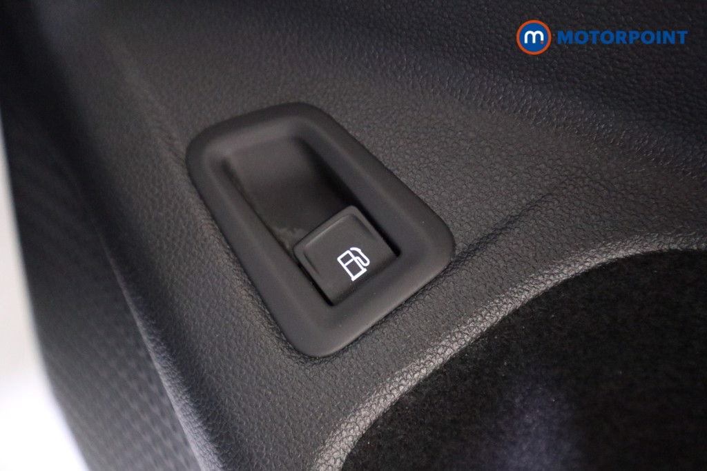 Volkswagen Golf GTE Automatic Petrol Plug-In Hybrid Hatchback - Stock Number (1604646) - 11th supplementary image