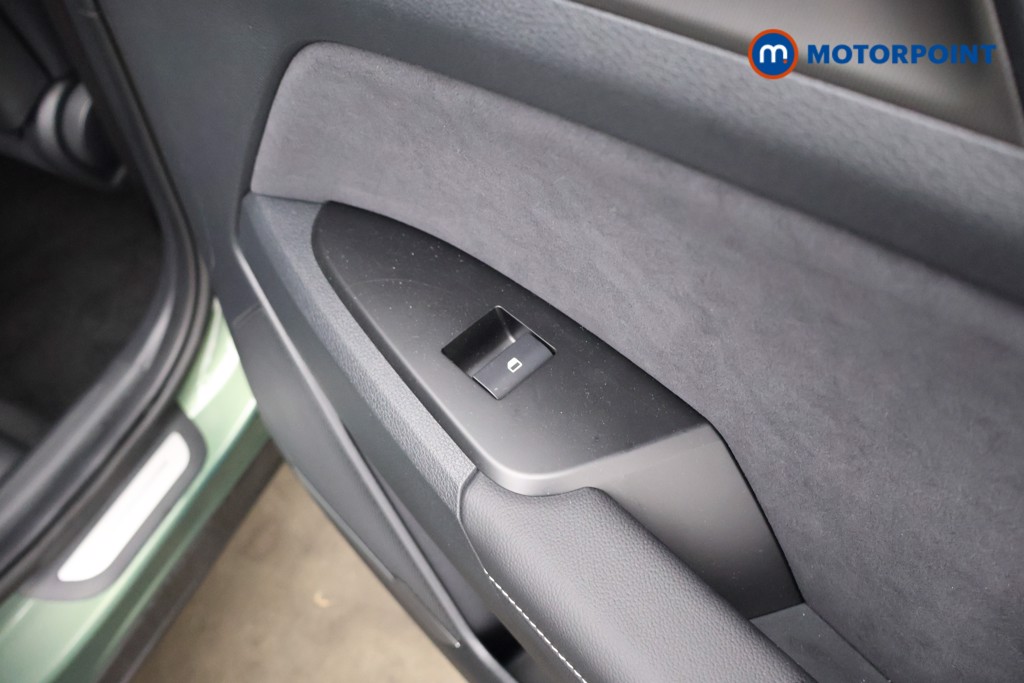 KIA Sportage Gt-Line Automatic Petrol-Electric Hybrid SUV - Stock Number (1605188) - 20th supplementary image