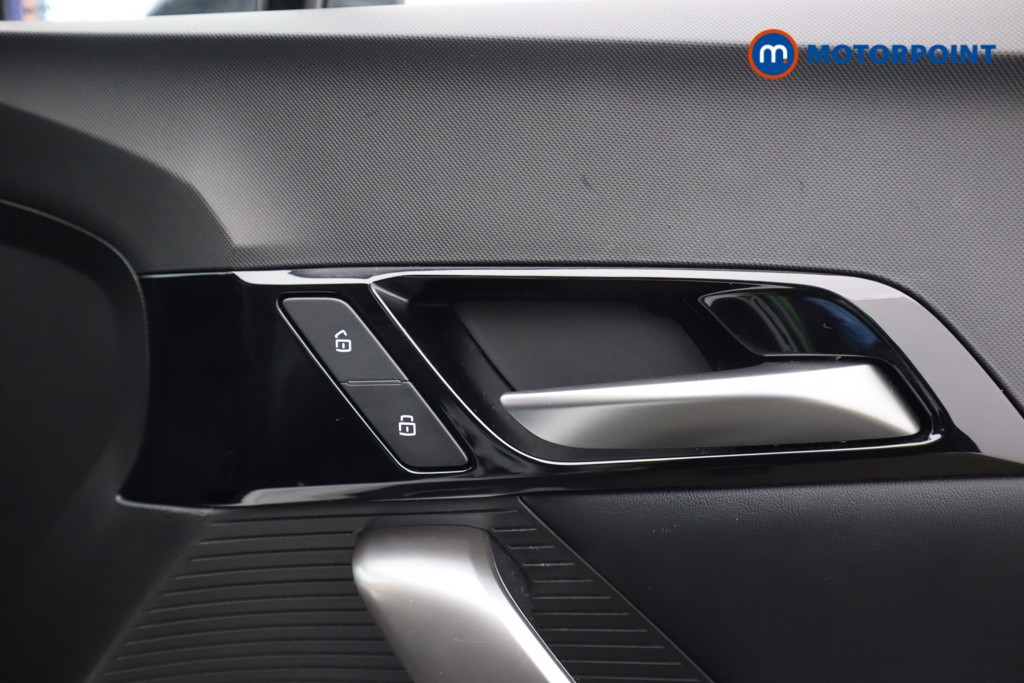 Mg Motor Uk MG4 Trophy Automatic Electric SUV - Stock Number (1606311) - 21st supplementary image