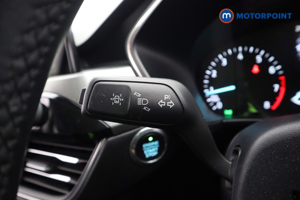 Ford Kuga Titanium First Edition Manual Petrol SUV - Stock Number (1606312) - 6th supplementary image