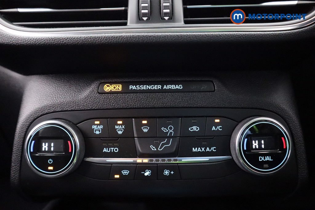 Ford Kuga Titanium First Edition Manual Petrol SUV - Stock Number (1606312) - 12th supplementary image