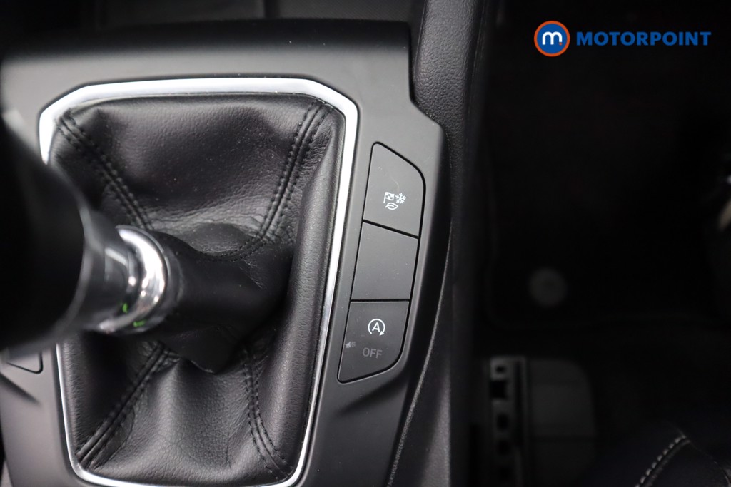 Ford Kuga Titanium First Edition Manual Petrol SUV - Stock Number (1606312) - 16th supplementary image