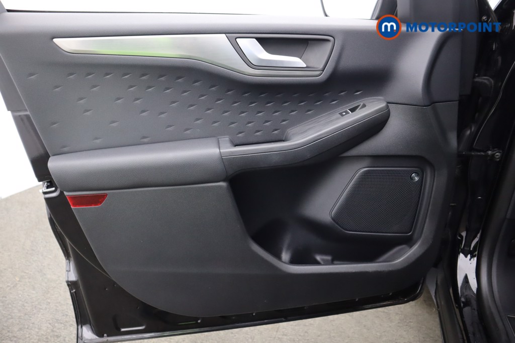 Ford Kuga Titanium First Edition Manual Petrol SUV - Stock Number (1606312) - 37th supplementary image