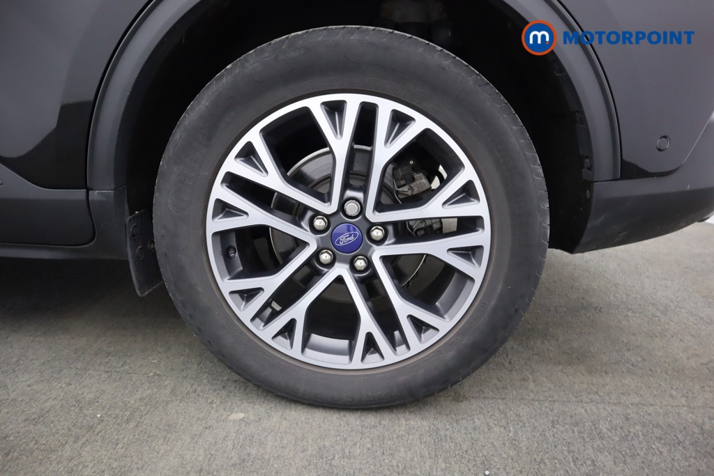 Ford Kuga Titanium First Edition Manual Petrol SUV - Stock Number (1606312) - 38th supplementary image