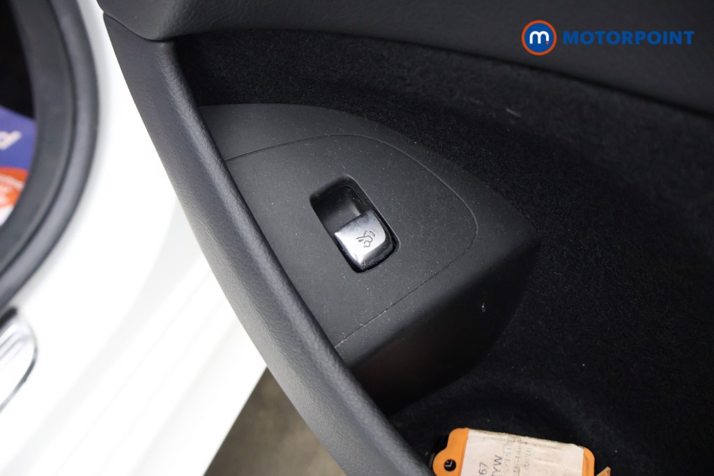 Mercedes-Benz CLS Amg Line Automatic Diesel Coupe - Stock Number (1560267) - 19th supplementary image