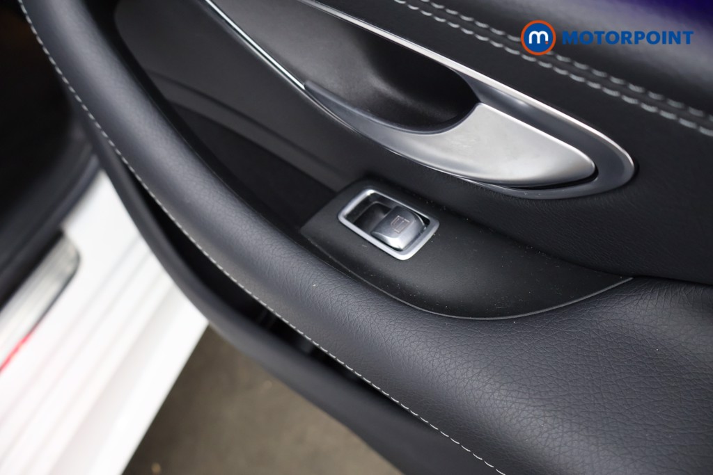 Mercedes-Benz CLS Amg Line Automatic Diesel Coupe - Stock Number (1560267) - 26th supplementary image