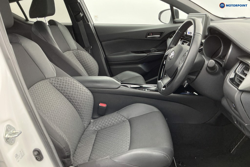 Toyota C-Hr Design Automatic Petrol-Electric Hybrid SUV - Stock Number (1588739) - 6th supplementary image