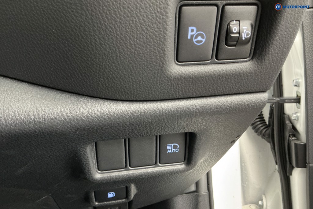 Toyota C-Hr Design Automatic Petrol-Electric Hybrid SUV - Stock Number (1588739) - 20th supplementary image