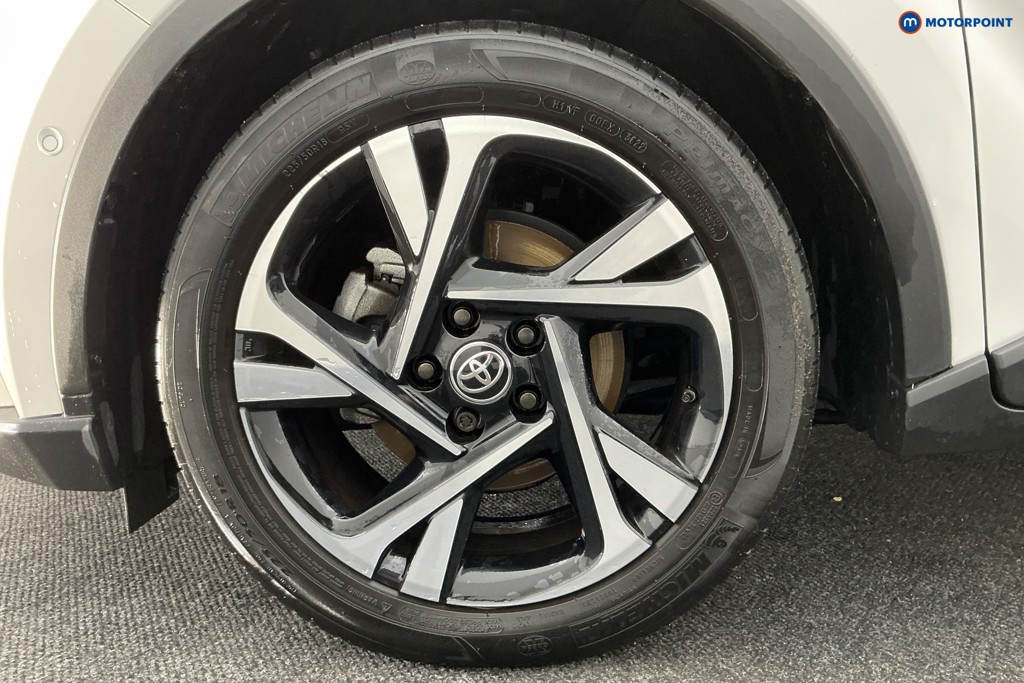Toyota C-Hr Design Automatic Petrol-Electric Hybrid SUV - Stock Number (1588739) - 33rd supplementary image