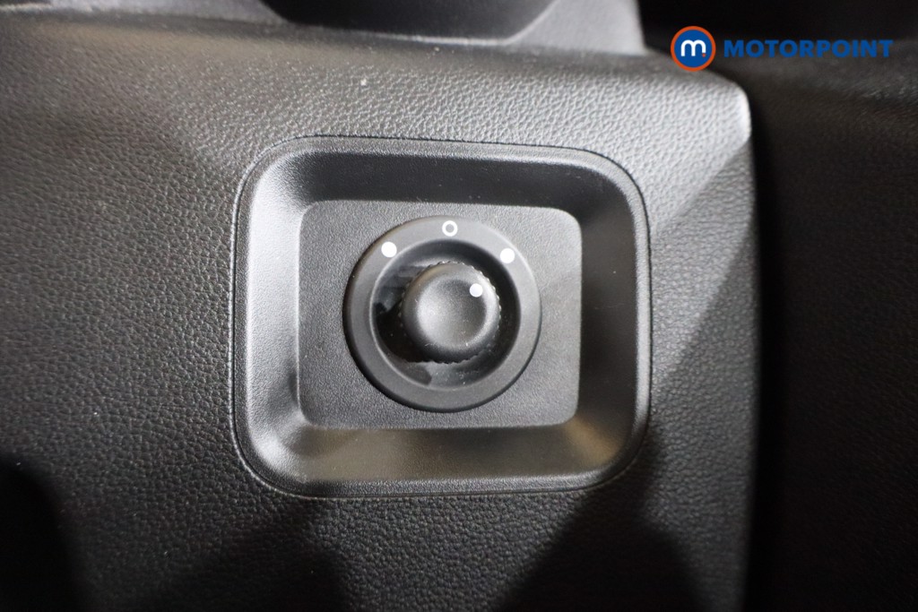 Dacia Duster Comfort Manual Petrol SUV - Stock Number (1594843) - 8th supplementary image