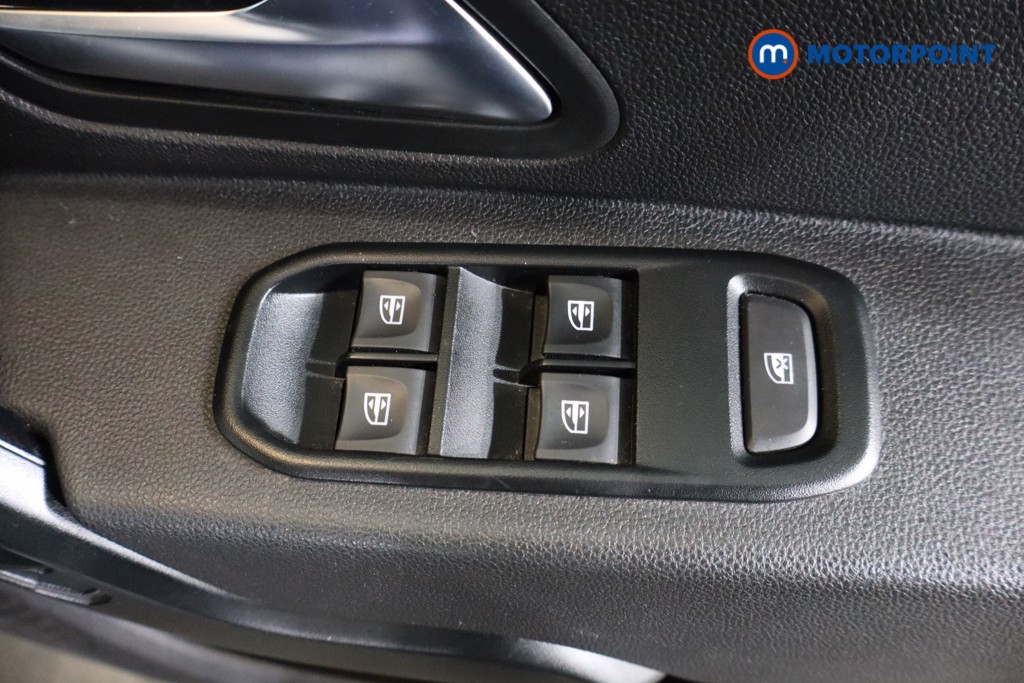 Dacia Duster Comfort Manual Petrol SUV - Stock Number (1594843) - 14th supplementary image