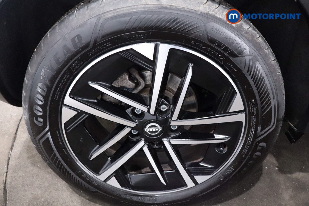 Nissan Juke N-Connecta Automatic Petrol-Electric Hybrid SUV - Stock Number (1596914) - 9th supplementary image