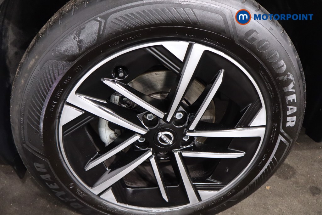 Nissan Juke N-Connecta Automatic Petrol-Electric Hybrid SUV - Stock Number (1596914) - 11th supplementary image