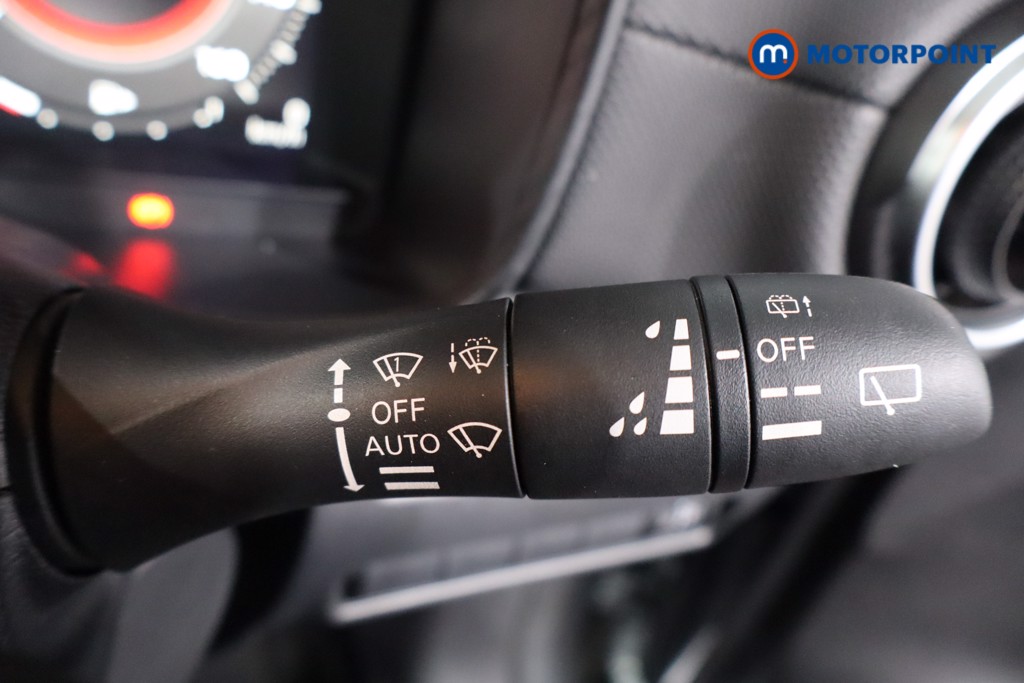 Nissan Juke N-Connecta Automatic Petrol-Electric Hybrid SUV - Stock Number (1596914) - 15th supplementary image