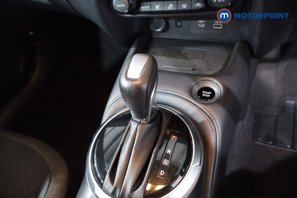 Nissan Juke N-Connecta Automatic Petrol-Electric Hybrid SUV - Stock Number (1596914) - 19th supplementary image