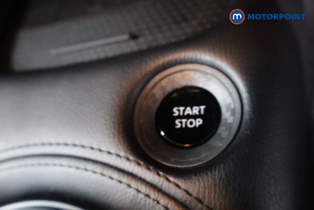 Nissan Juke N-Connecta Automatic Petrol-Electric Hybrid SUV - Stock Number (1596914) - 20th supplementary image