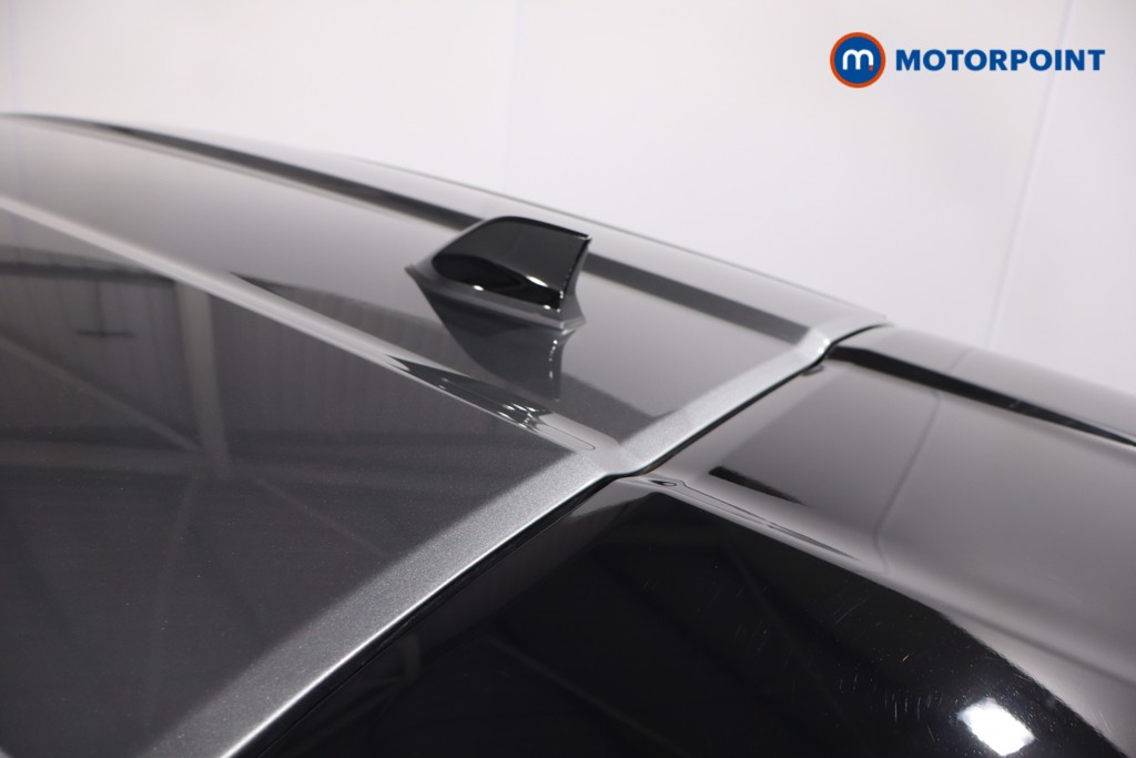 Nissan Juke N-Connecta Automatic Petrol-Electric Hybrid SUV - Stock Number (1596914) - 33rd supplementary image