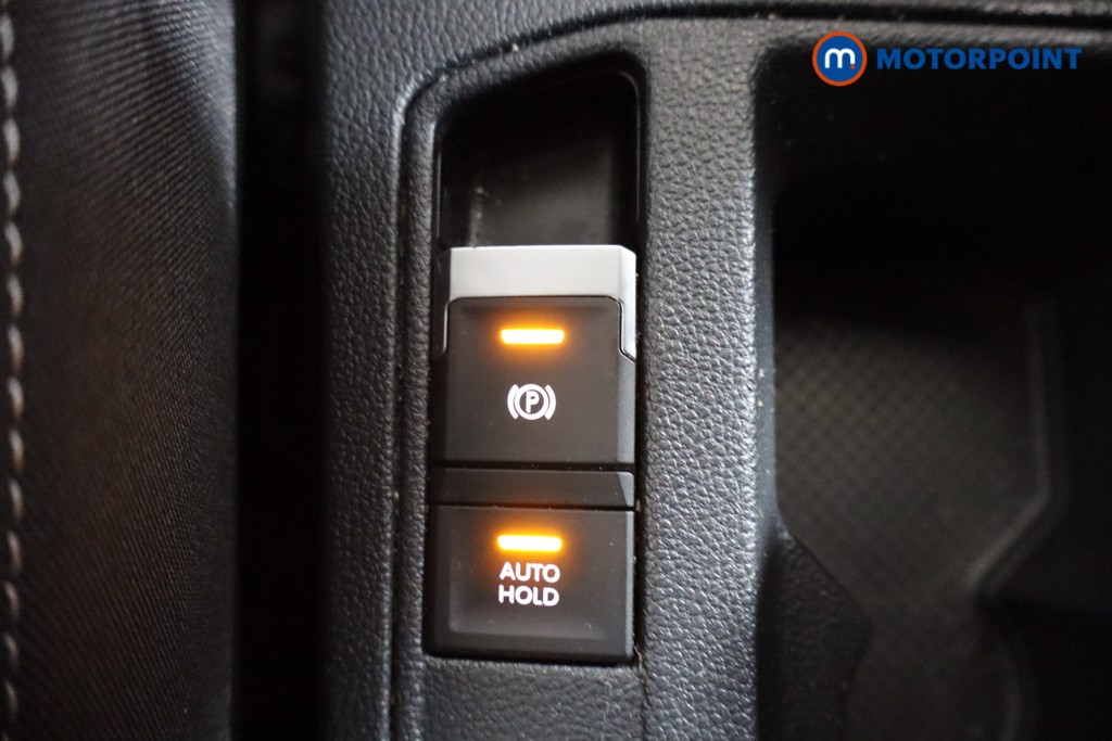 Volkswagen T-Roc Life Automatic Petrol SUV - Stock Number (1597592) - 12th supplementary image