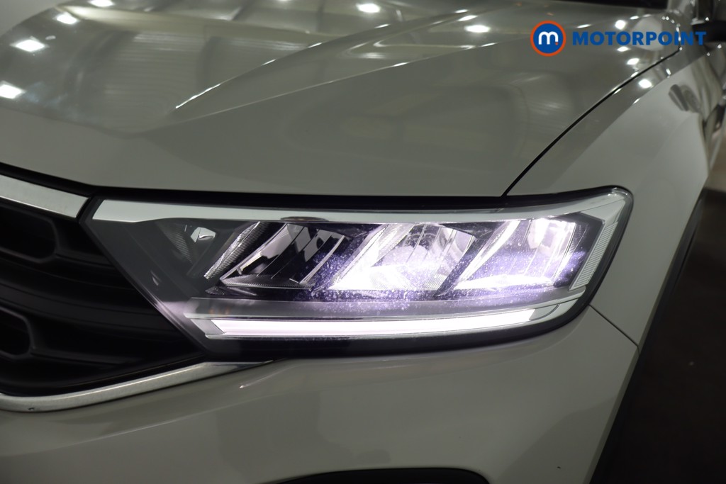 Volkswagen T-Roc Life Automatic Petrol SUV - Stock Number (1597592) - 27th supplementary image