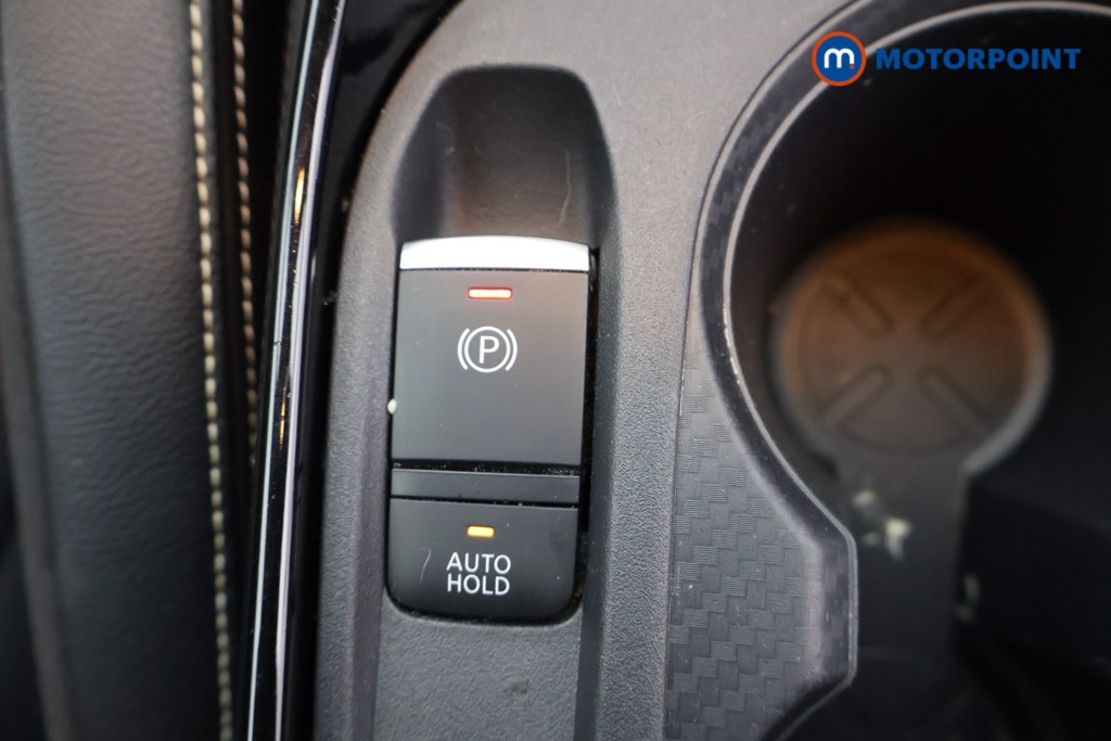 Nissan Juke Tekna-Plus Manual Petrol SUV - Stock Number (1598869) - 14th supplementary image