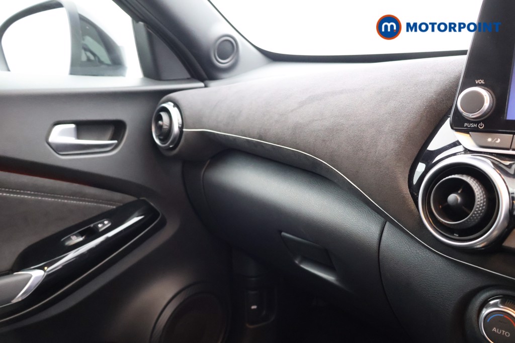 Nissan Juke Tekna-Plus Manual Petrol SUV - Stock Number (1598869) - 15th supplementary image