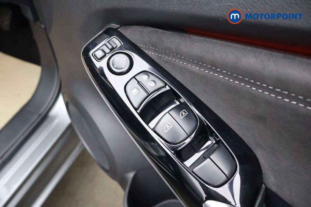 Nissan Juke Tekna-Plus Manual Petrol SUV - Stock Number (1598869) - 22nd supplementary image