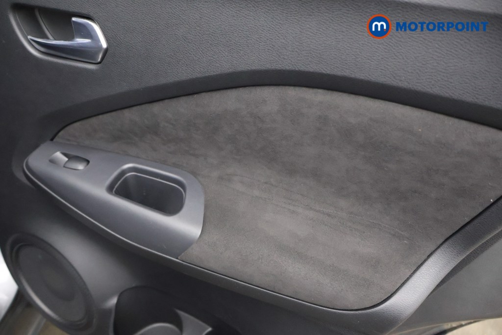 Nissan Juke Tekna-Plus Manual Petrol SUV - Stock Number (1598869) - 29th supplementary image