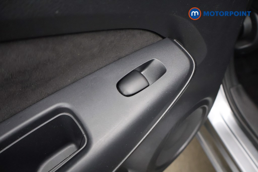 Nissan Juke Tekna-Plus Manual Petrol SUV - Stock Number (1598869) - 34th supplementary image