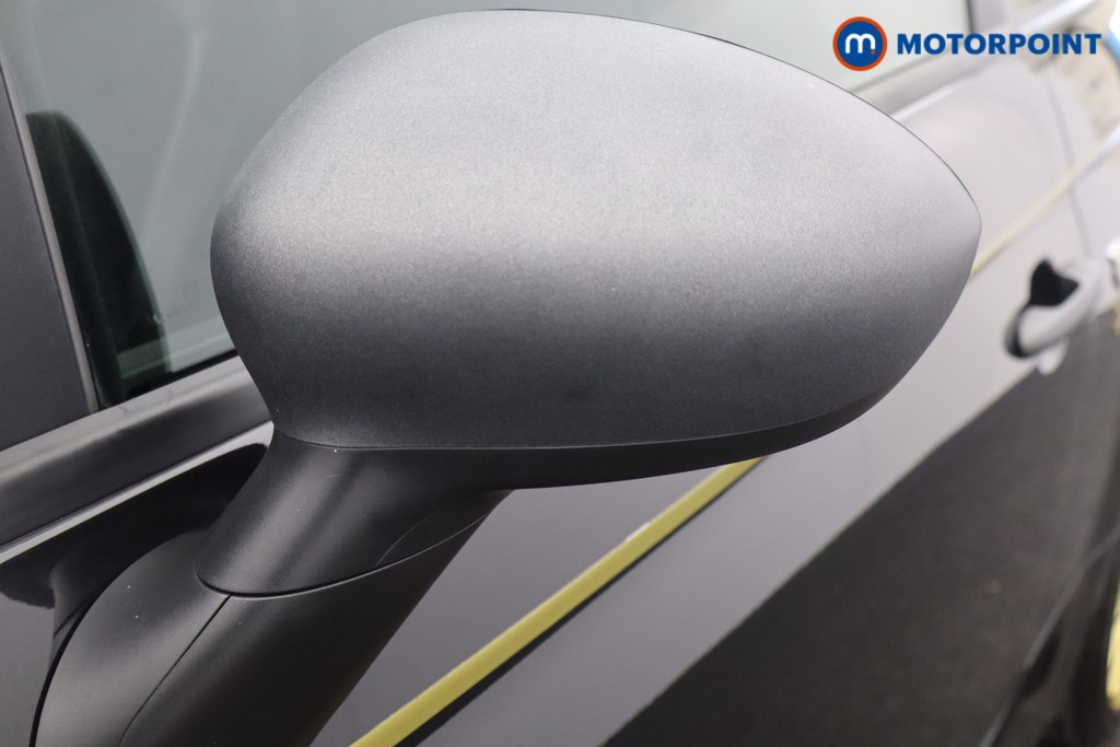 Abarth 595 Scorpioneoro 70Th Anniversary Manual Petrol Hatchback - Stock Number (1599712) - 22nd supplementary image