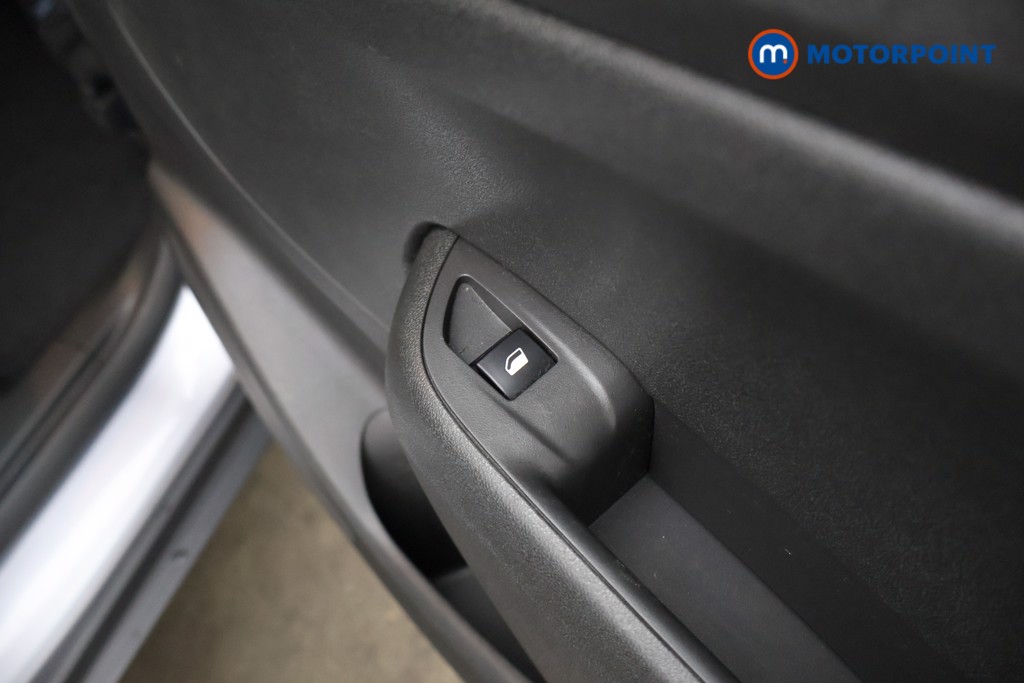 Vauxhall Crossland Ultimate Manual Petrol SUV - Stock Number (1600571) - 20th supplementary image