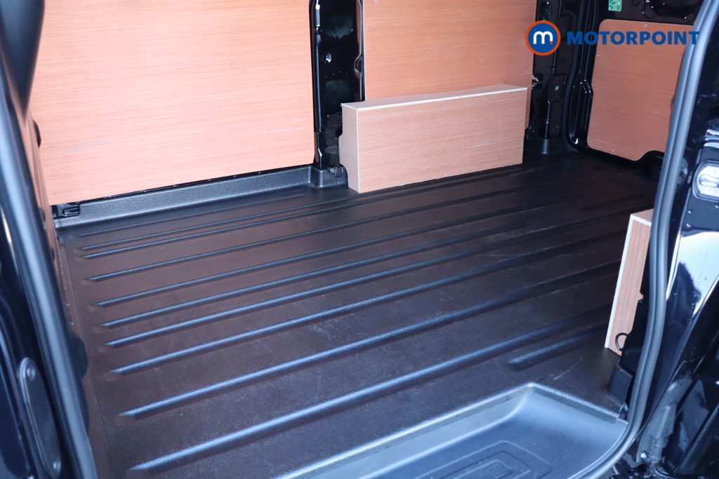 Ford Transit Custom Limited Automatic Diesel Panel Van - Stock Number (1600663) - 10th supplementary image