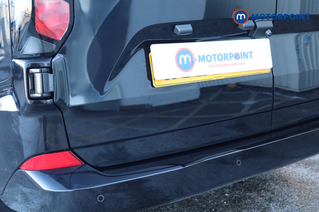 Ford Transit Custom Limited Automatic Diesel Panel Van - Stock Number (1600663) - 32nd supplementary image